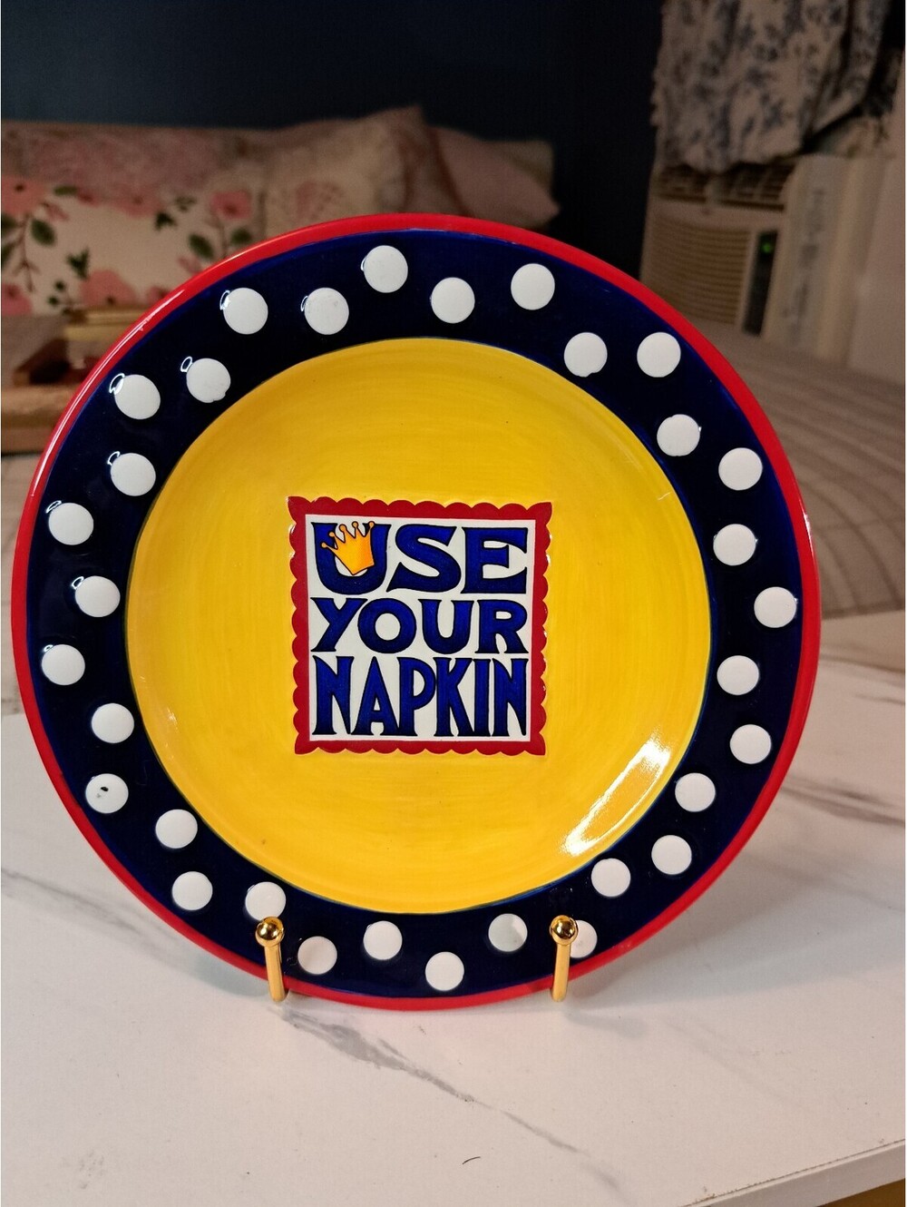 Vintage 1999 Mary Engelbreit "Mind Your Manners" Use Your Napkin Salad Plate 8"